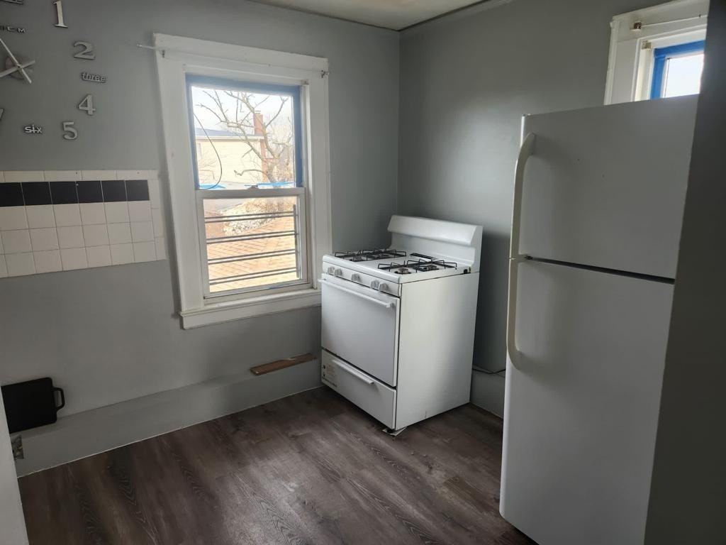 210 Pearl Street, Unit 2N - Photo 2 of 4