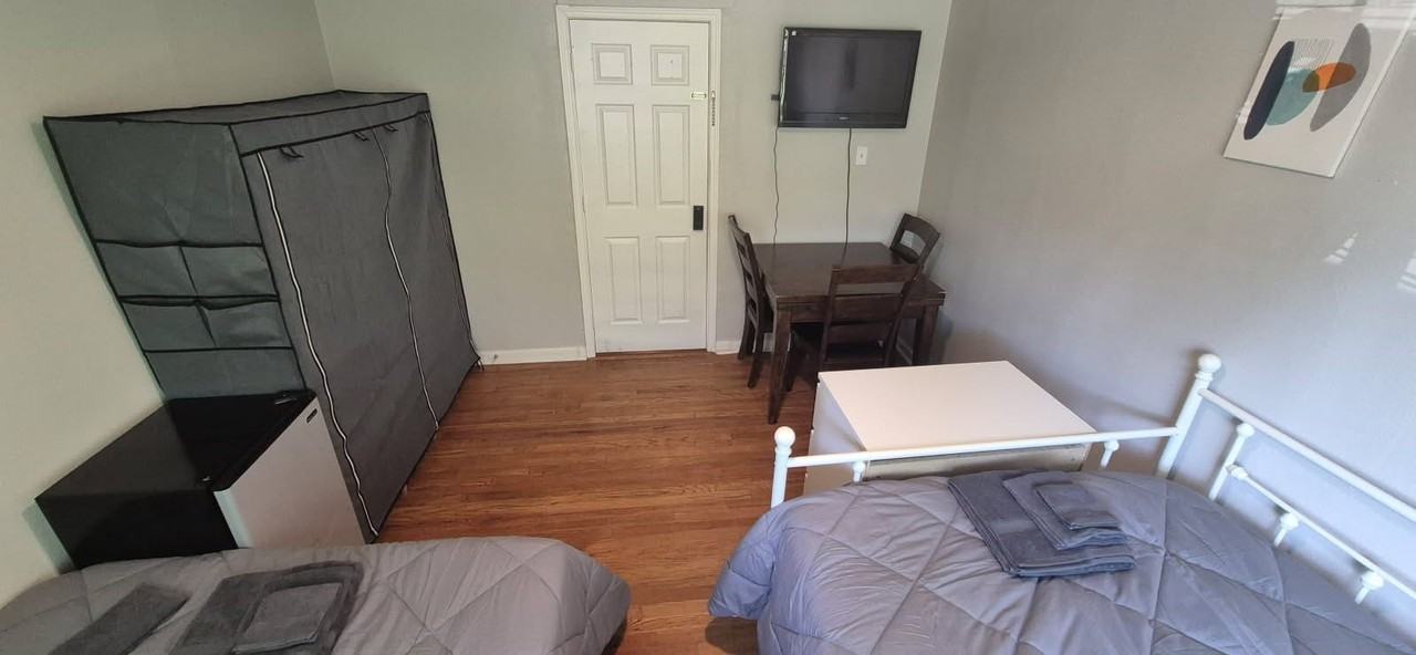 4106 Grapevine Street, Unit 8 - Photo 4 of 9