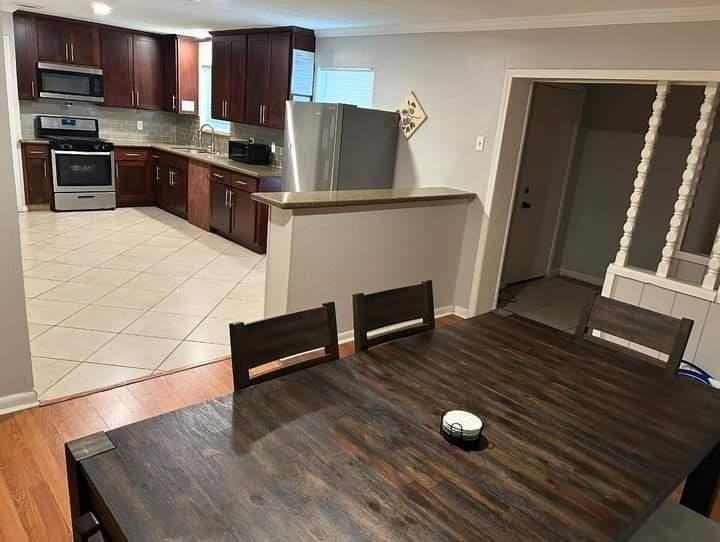 4106 Grapevine Street, Unit 8 - Photo 6 of 9
