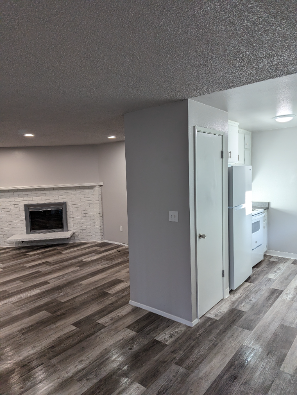 6905 Hilmes Ct Se - Photo 4 of 13