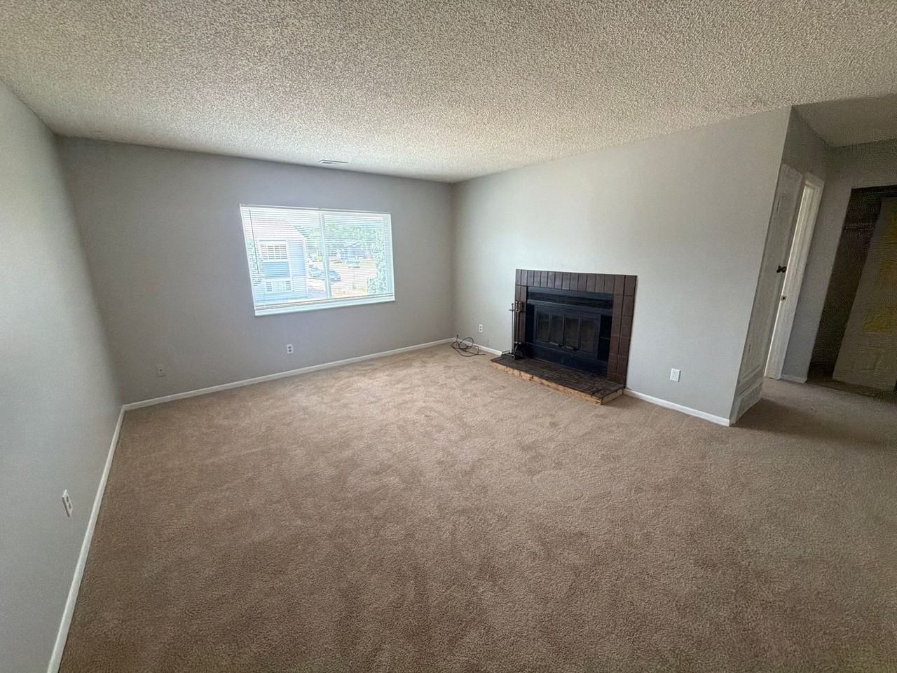 4471 E Pikes Peak Ave #4471 - Photo 7 of 19