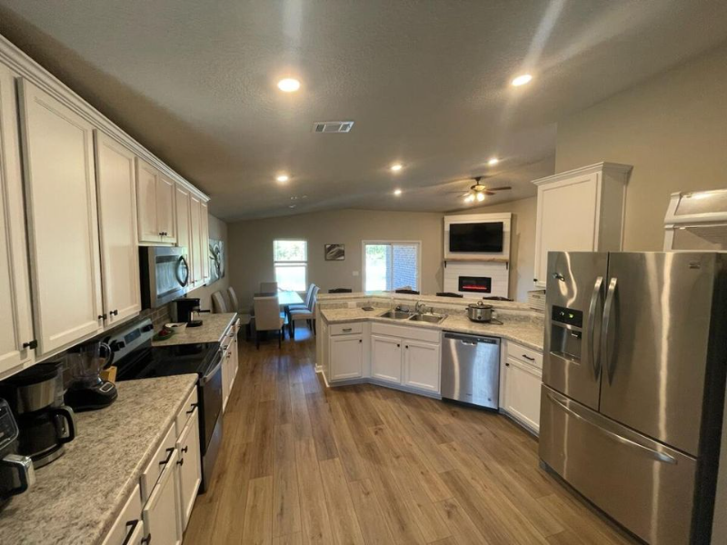 4670 Integrity Ct - Photo 2 of 14
