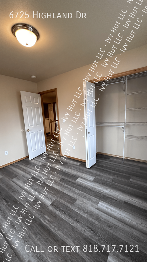 6725 Highland Dr - Photo 3 of 18