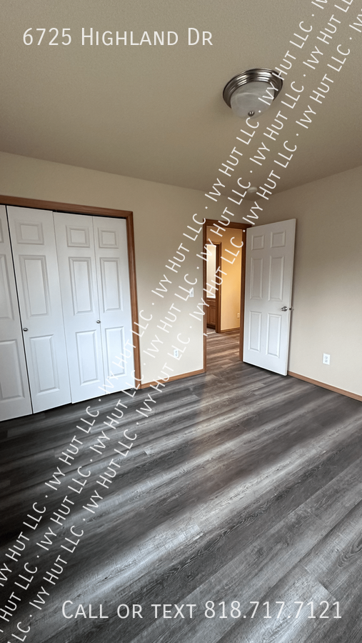 6725 Highland Dr - Photo 5 of 18