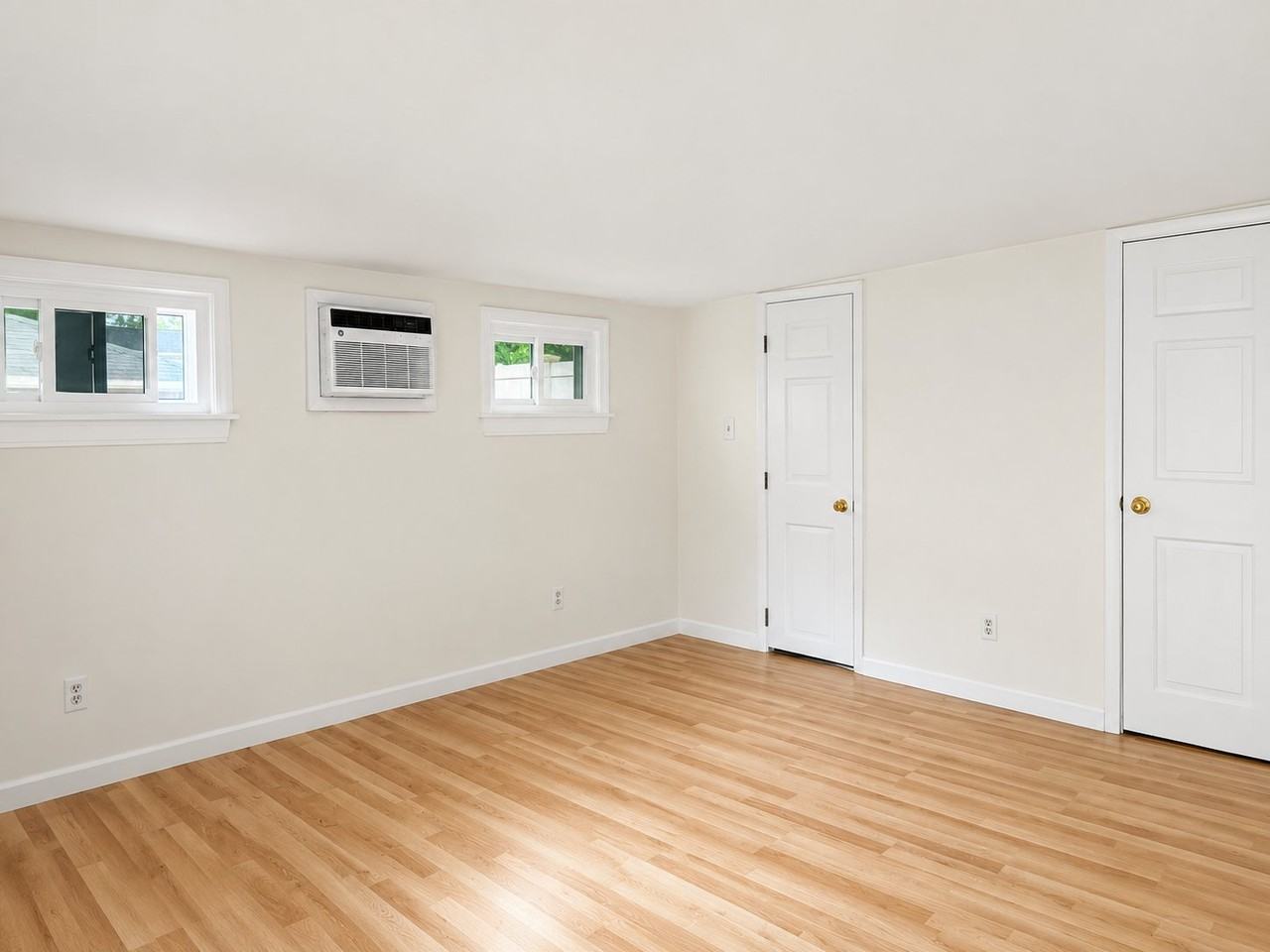 27 Nickerson Rd - Photo 4 of 14