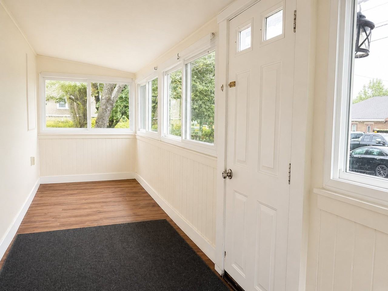 27 Nickerson Rd - Photo 5 of 14