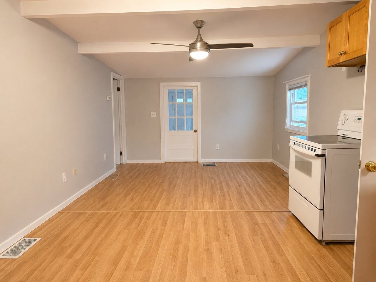 27 Nickerson Rd - Photo 6 of 14