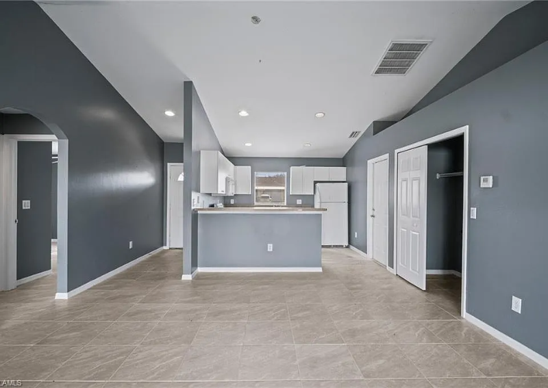 4438 28th St Sw #1 - Photo 2 of 10