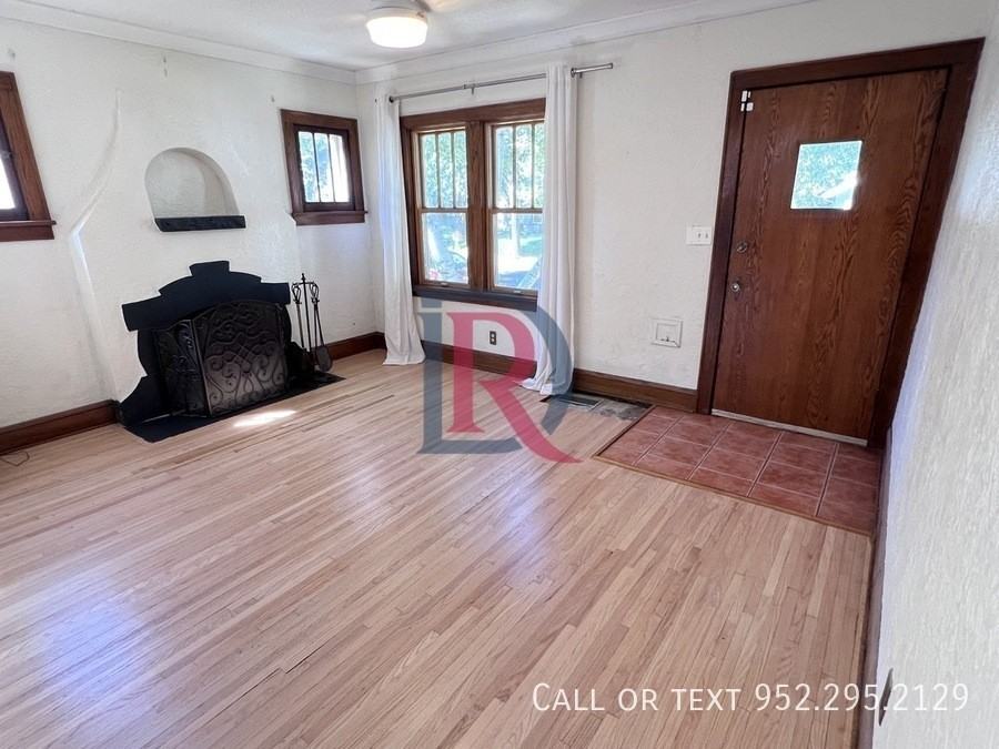4227 5th Ave S - Photo 3 of 35