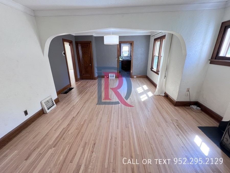 4227 5th Ave S - Photo 7 of 35