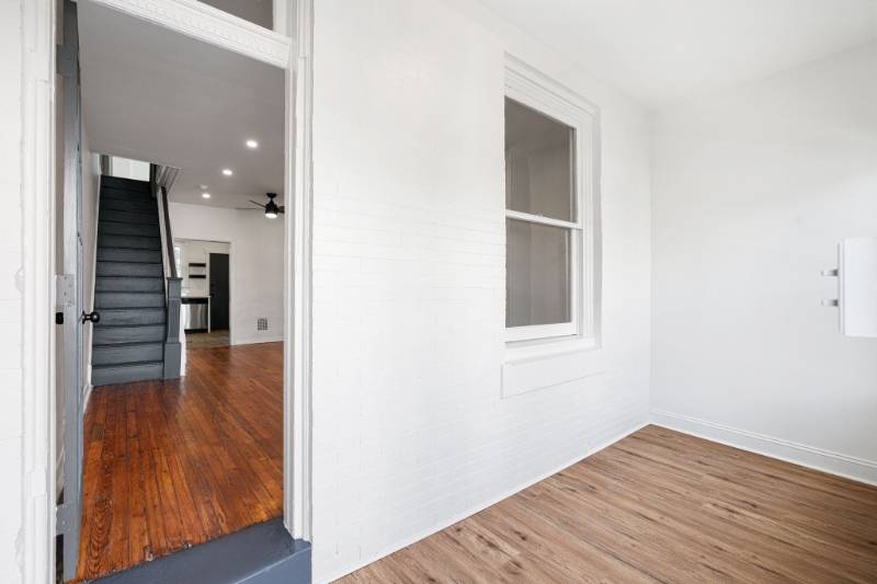 2528 S 63rd St - Photo 3 of 20