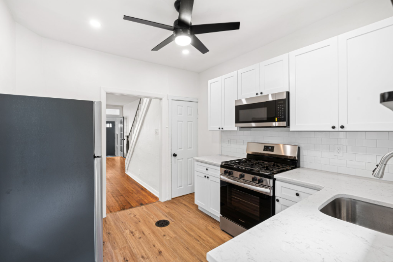 2528 S 63rd St - Photo 7 of 20