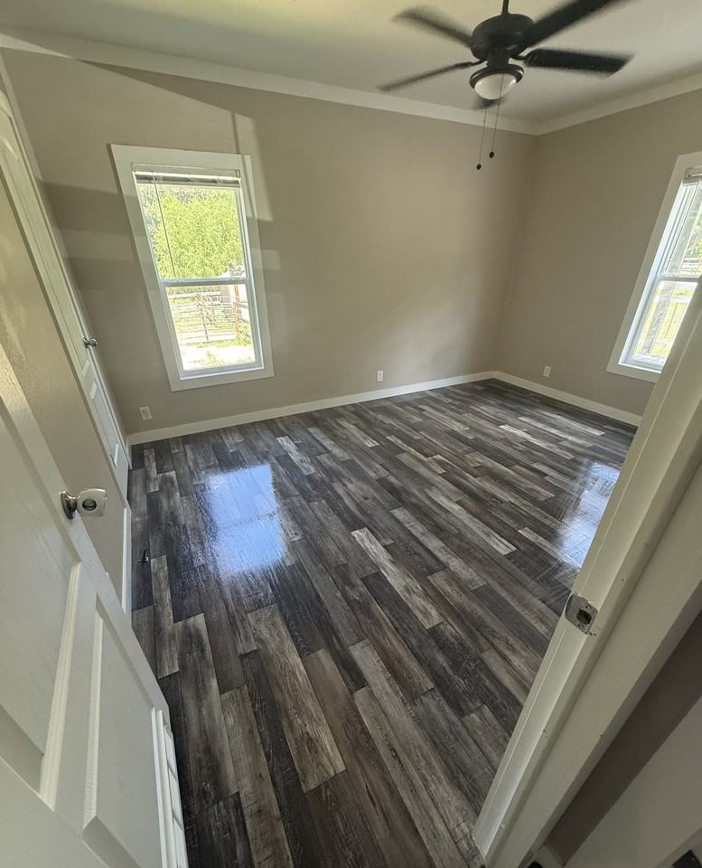 2850 County Road 233d - Photo 2 of 17