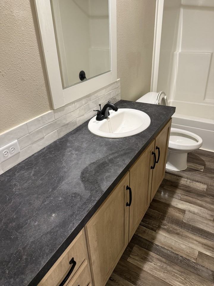 2850 County Road 233d - Photo 4 of 17