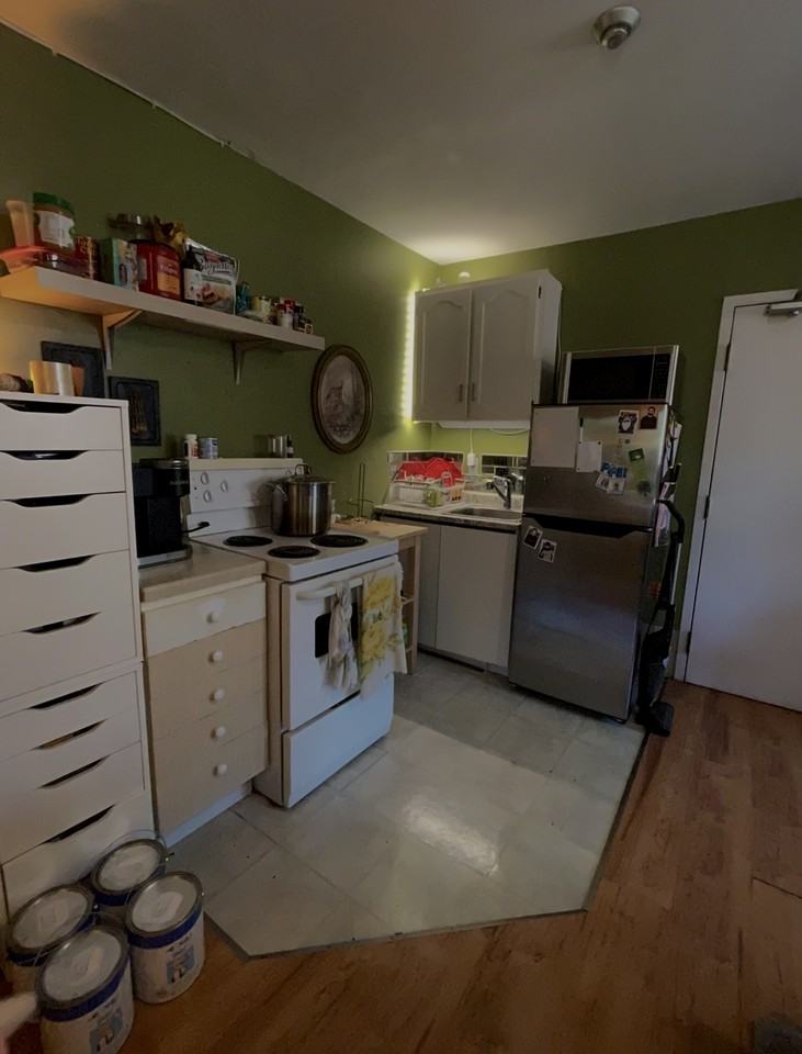 24 Albany Avenue #6 - Photo 3 of 10
