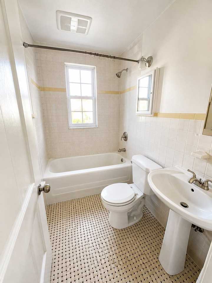 4345 Matson Ave #1 - Photo 4 of 12