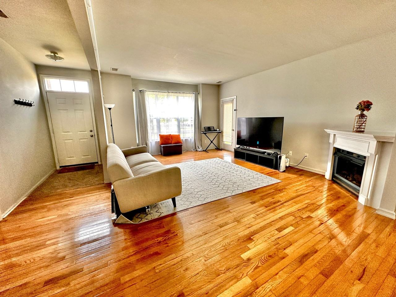 13140 Canopy Dr - Photo 2 of 18