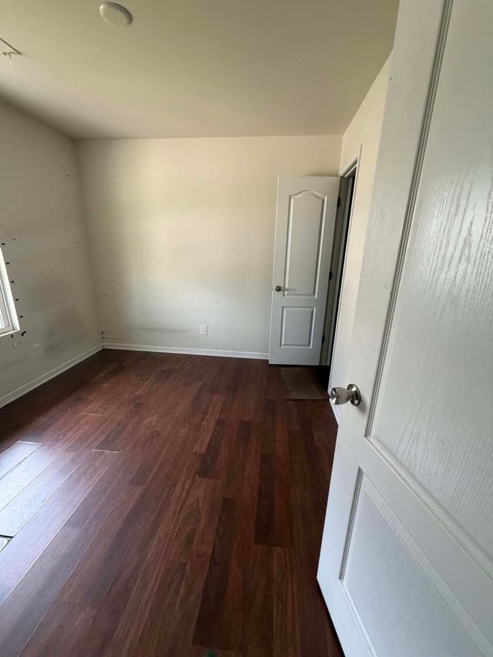 1001 Sweetgum St - Photo 5 of 7