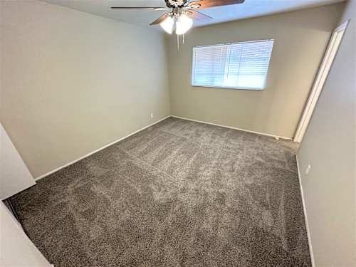 3890 W Ocotillo Rd - Photo 5 of 7
