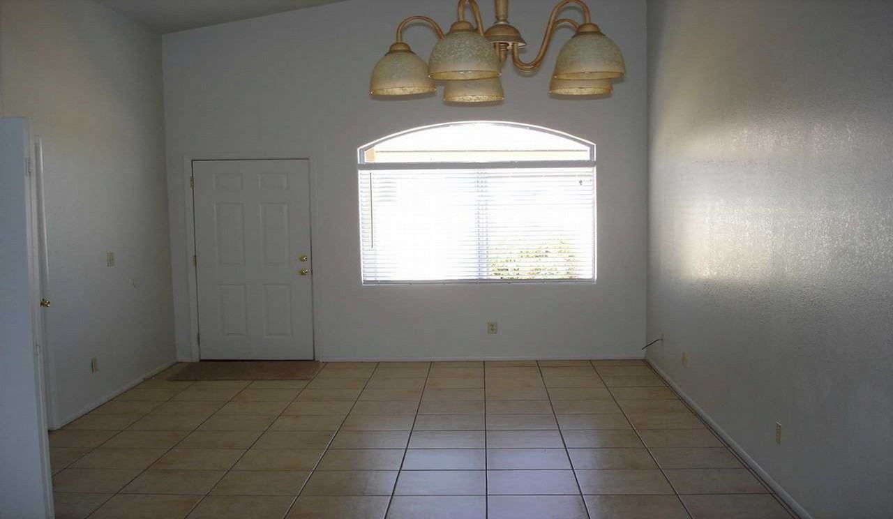 4471 N Duke Dr #4 - Photo 2 of 10
