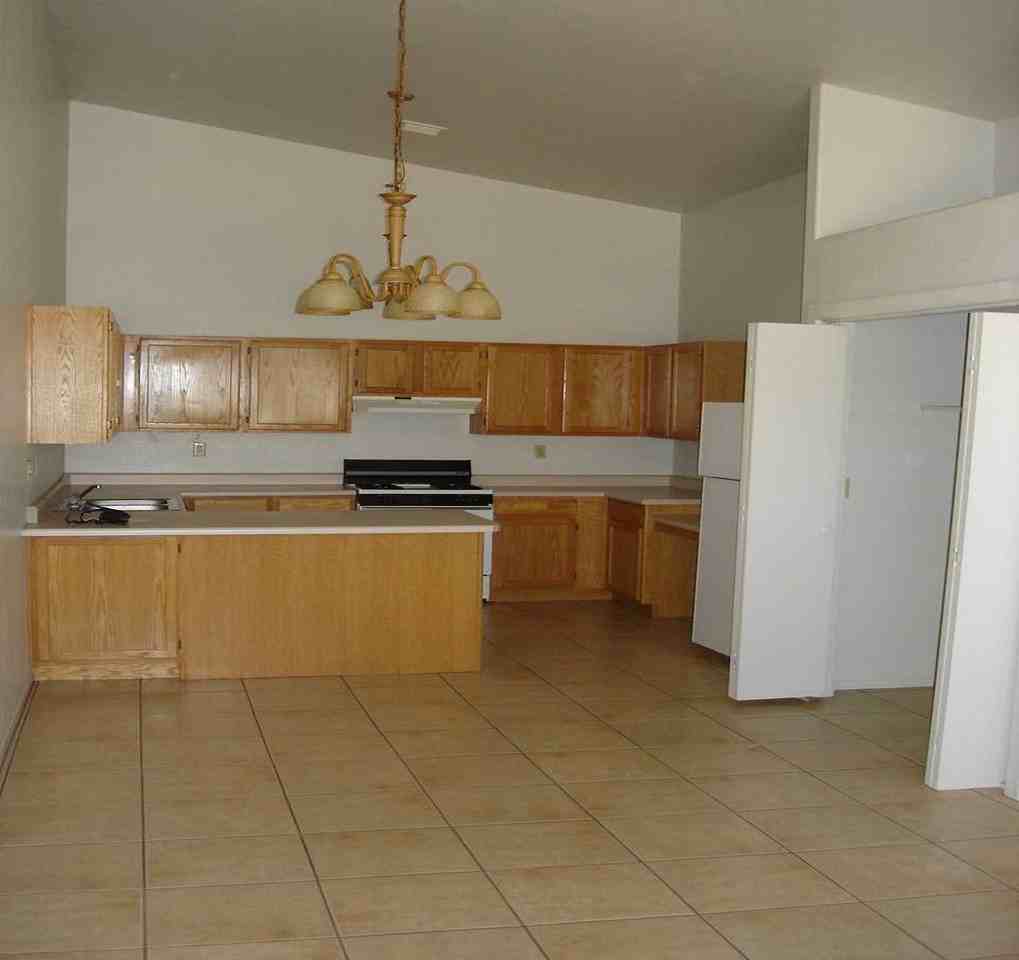4471 N Duke Dr #4 - Photo 4 of 10