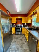 featured image of 333 Rockwell Ave #5