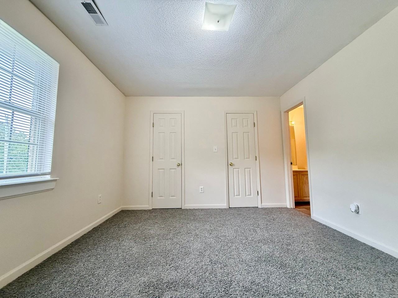 2827 Mckinley Rd #1A - Photo 5 of 6