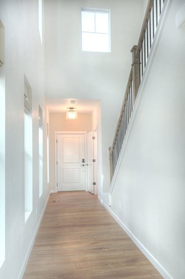 7011 Knapp Dr - Photo 2 of 13