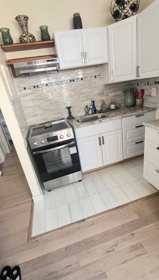 11 S Nashville Ave - Photo 2 of 13