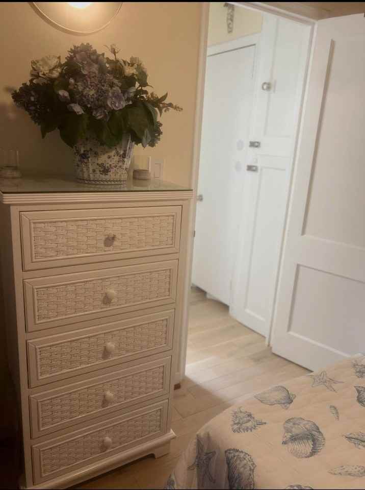 11 S Nashville Ave - Photo 4 of 13