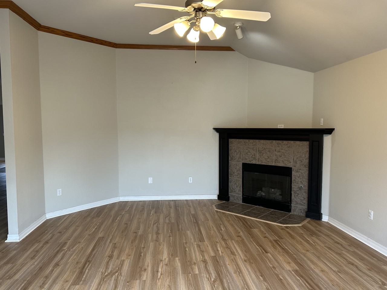 2237 Scissortail Landing Dr #1 - Photo 3 of 27