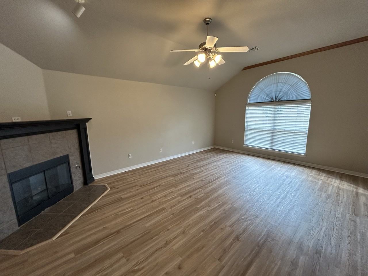 2237 Scissortail Landing Dr #1 - Photo 4 of 27