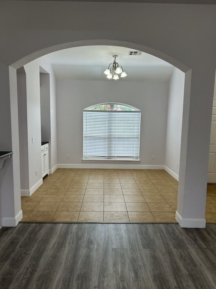 19449 Northpark Ct #1 - Photo 4 of 21