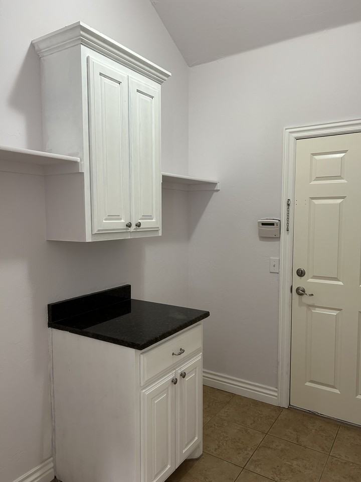 19449 Northpark Ct #1 - Photo 7 of 21
