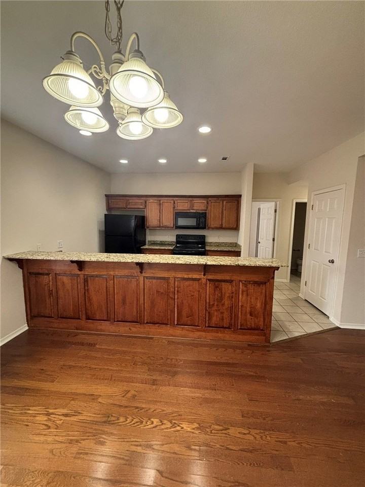 3100 Sw Deerfield Blvd #1 - Photo 4 of 15