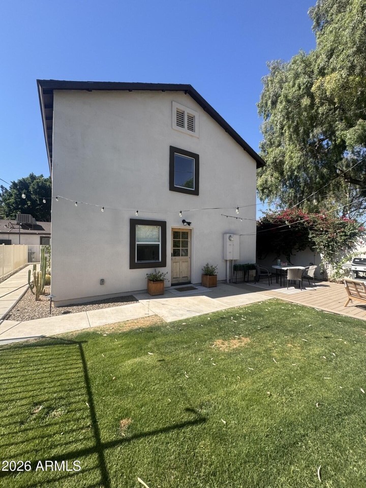 4028 E Lewis 1B Avenue - Photo 2 of 23