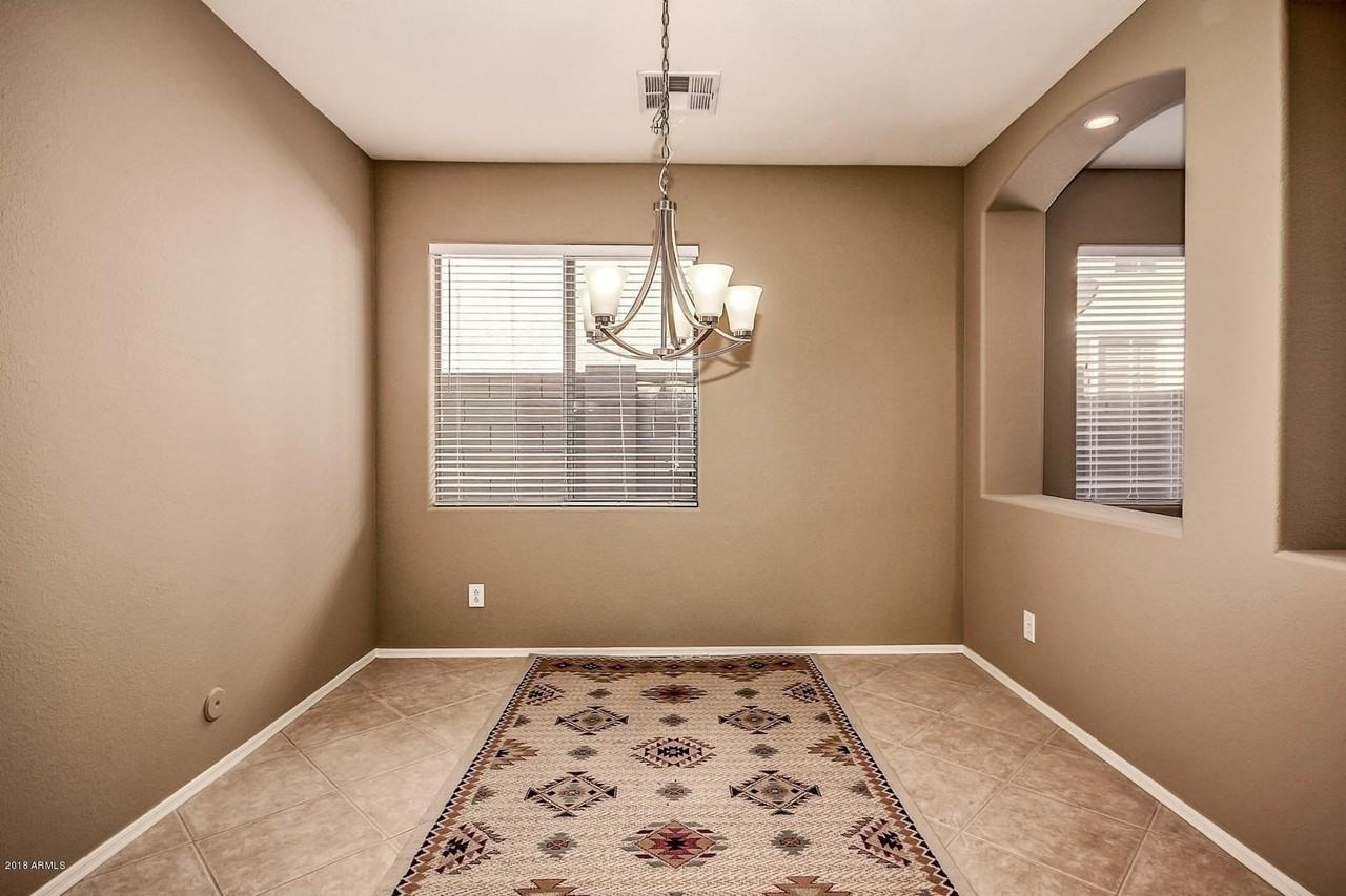 13505 W Catalina Dr - Photo 6 of 19