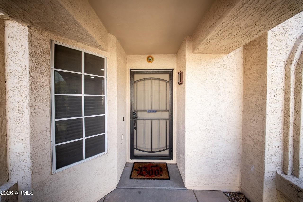 1118 S Surfside Dr - Photo 2 of 34
