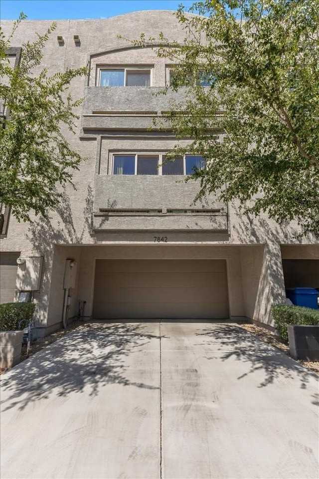7842 N 20th Gln