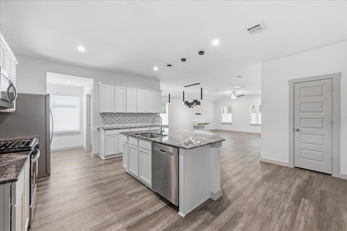 7785 Windcastle Dr - Photo 2 of 15