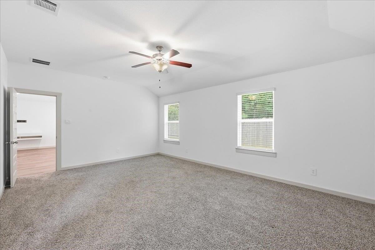 7785 Windcastle Dr - Photo 5 of 15