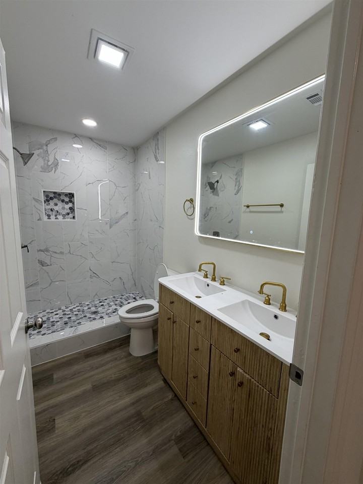 3186 Merriman St - Photo 6 of 11