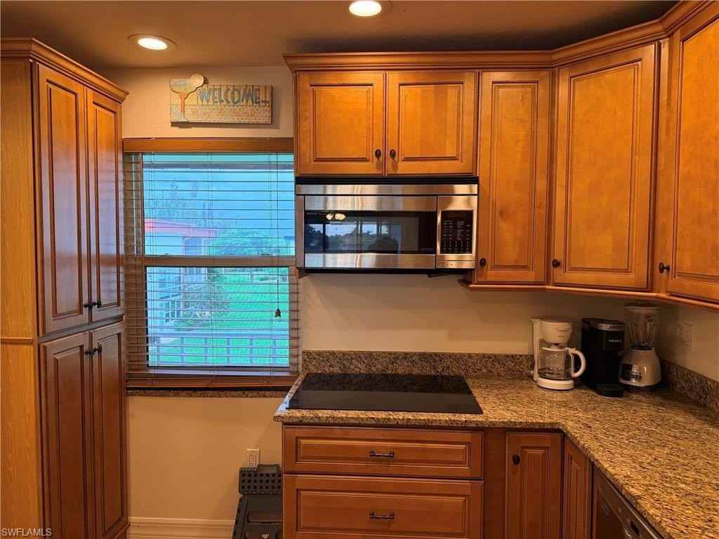 1700 Pine Valley Dr Apt 314 - Photo 5 of 41