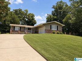 featured image of 933 Garrett Dr