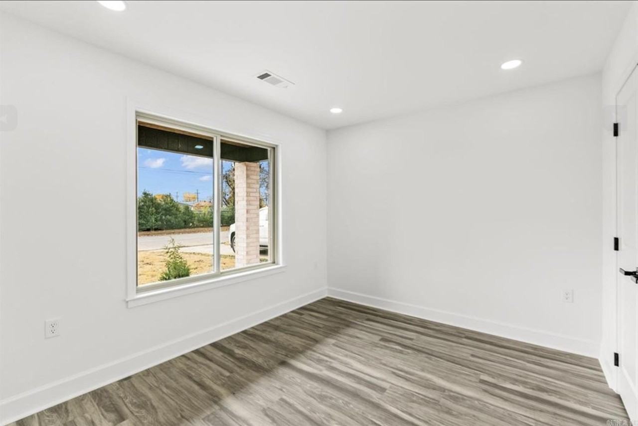 1705 N 2nd - Photo 6 of 13