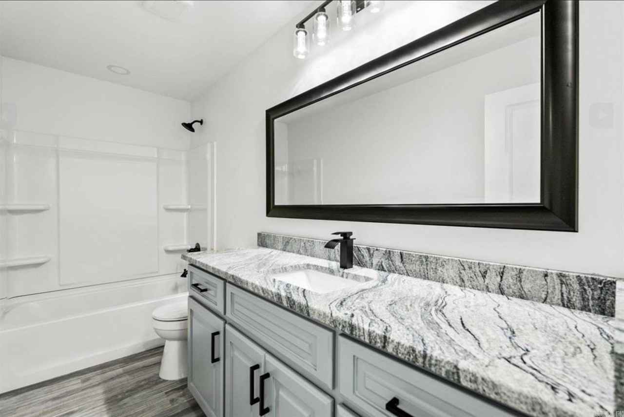 1705 N 2nd - Photo 7 of 13