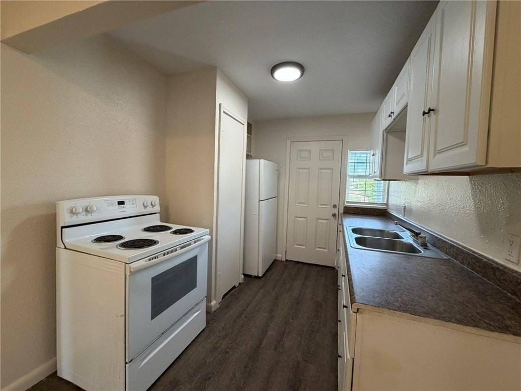 113 Blevins St - Photo 5 of 19