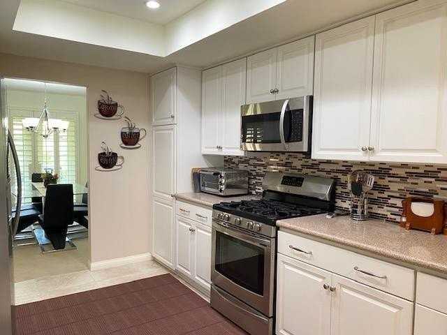 107 Avellino Cir - Photo 5 of 35