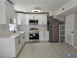 featured image of 419 Airycrest Dr