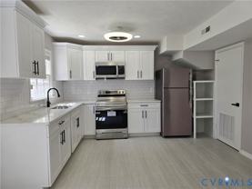 419 Airycrest Dr - Photo 1 of 1